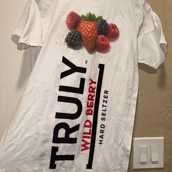 Truly Wild Berry Graphic Tee - Picture 3 of 4